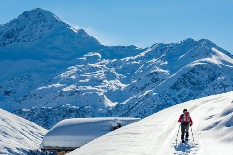 Ciaspolare in Valtellina, tra natura e panorami mozzafiato - Un inverno sulle ciaspole Ecco i migliori itinerari in Valtellina