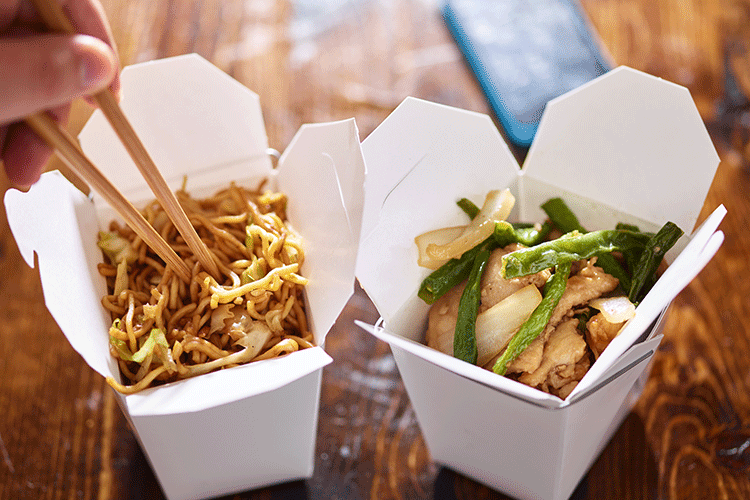 I sapori orientali conquistano sempre di più (Cibo a domicilio in Italia Pizza al top, il pokè cresce del 4mila %)