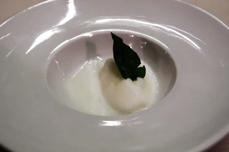 (Ciciritto, la Sicilia di stagione in stagione nei piatti bilanciati di Salvatore Amato)