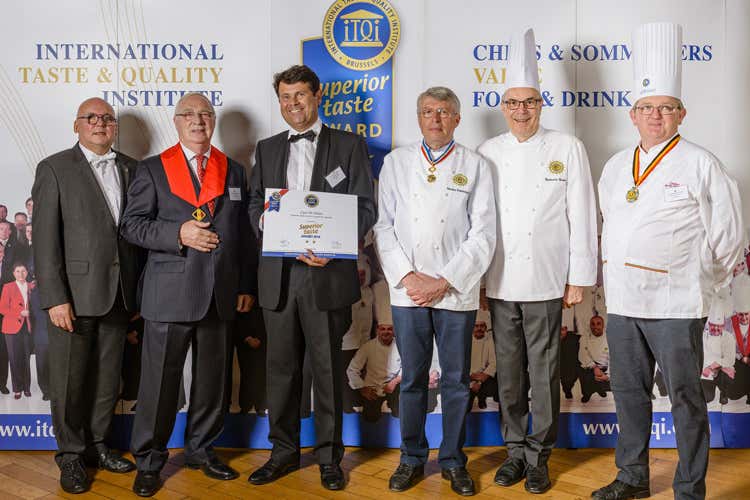 (Il Cuor di pelato Cirio premiato con due stelle d'oro)