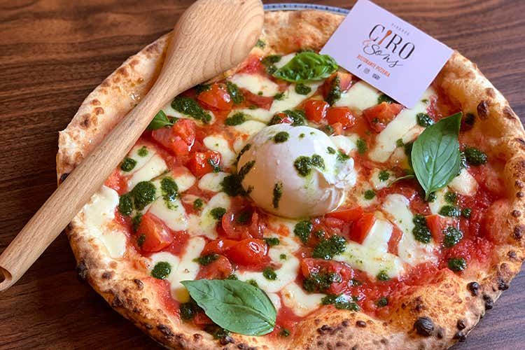 Ciro & Sons, una cucina sociale «L’obiettivo è essere utili agli altri» Ciro & Sons, una cucina sociale «L’obiettivo è essere utili agli altri»