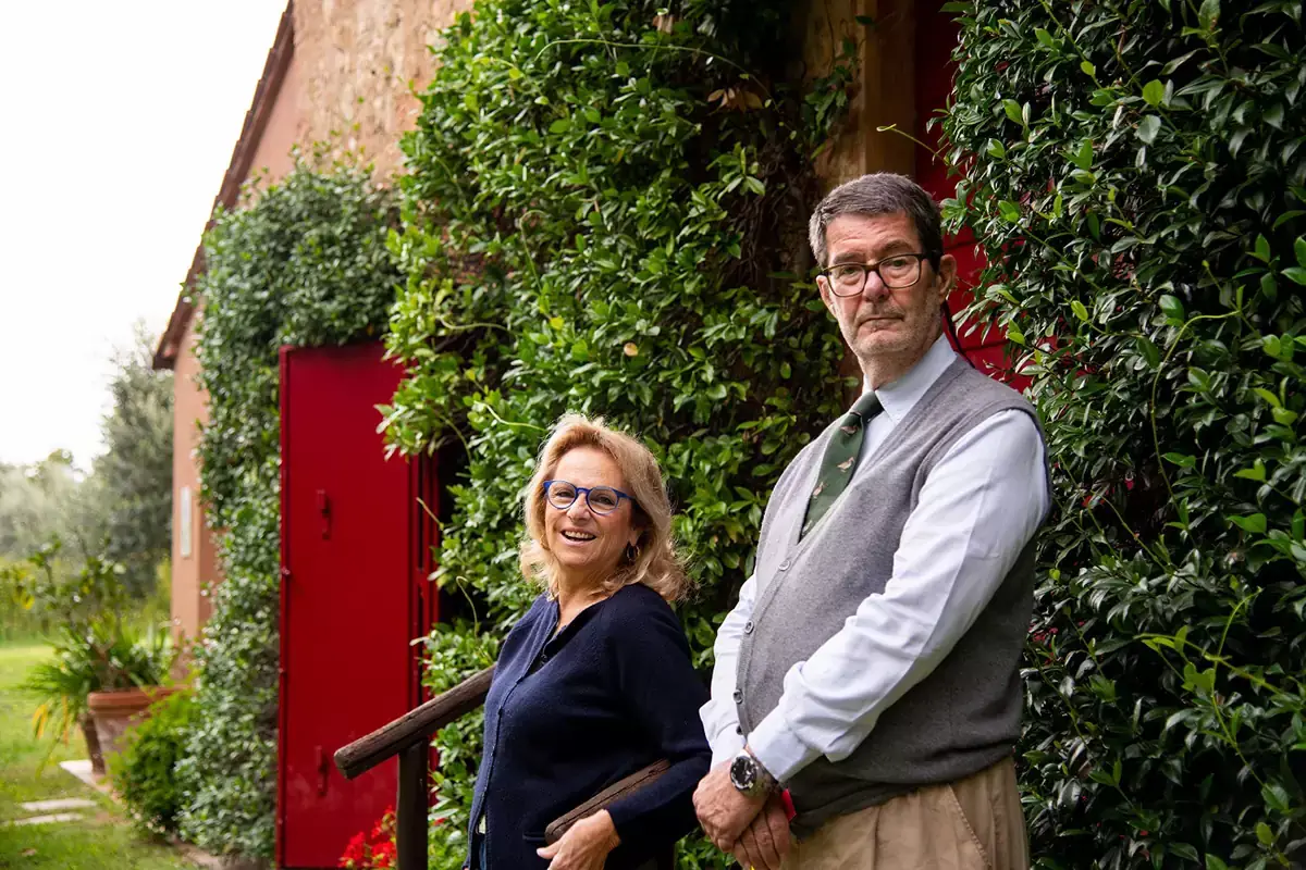 Silvia Cirri e Livio Aloisi - Foto Linda Vukaj Podere Conca festeggia il primo lustro con Apistos Igt Costa Toscana
