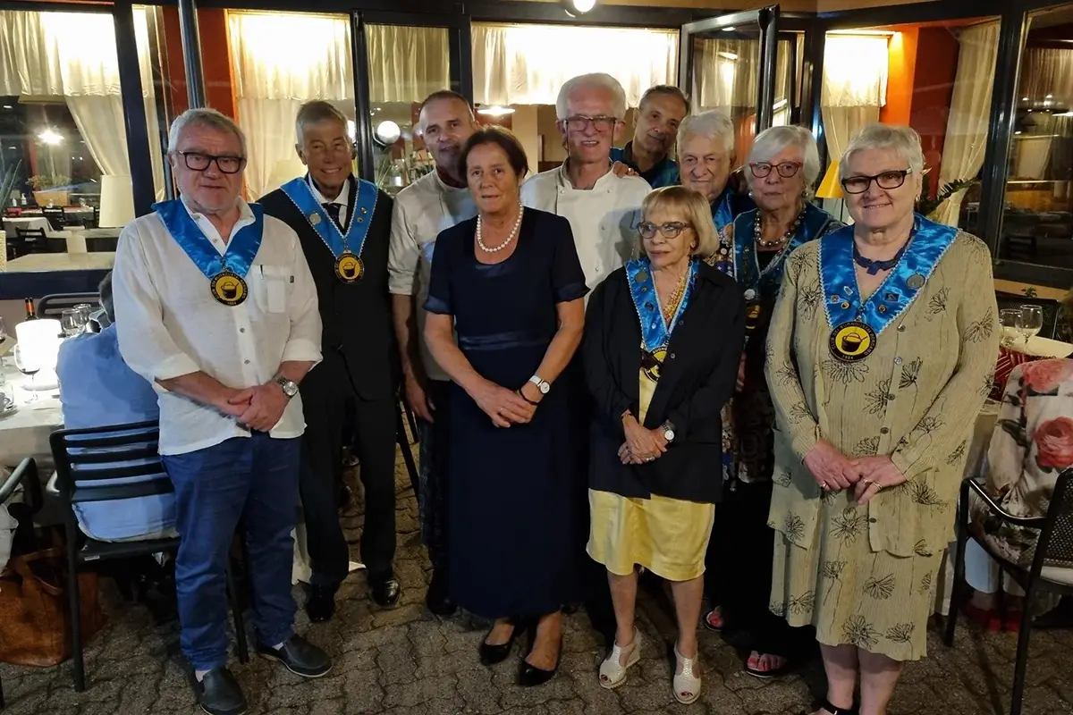 Il Club Buongustai di Bergamo al ristorante Fatur di Cisano Bergamasco Ritorno in presenza per i Club Buongustai di Bergamo