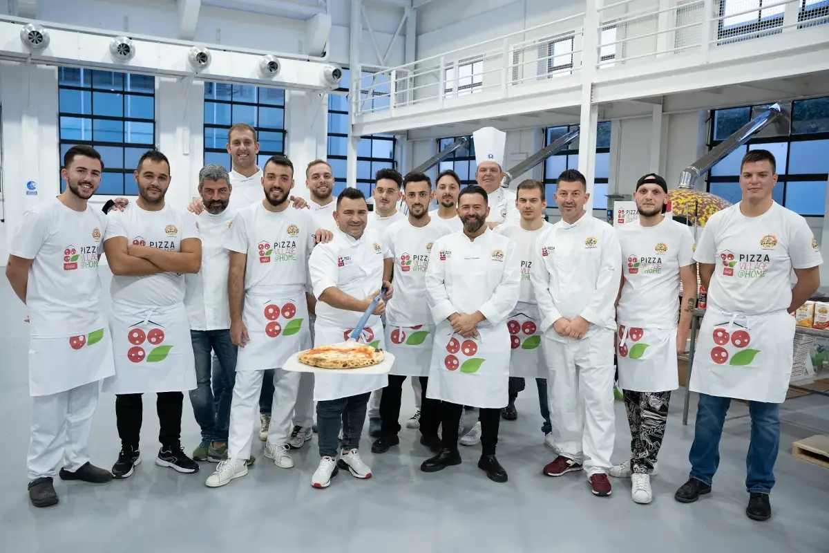 Coca-Cola Pizzavillage, i partecipanti Coca-Cola PizzaVillage: giro d'Italia coi maestri pizzaioli