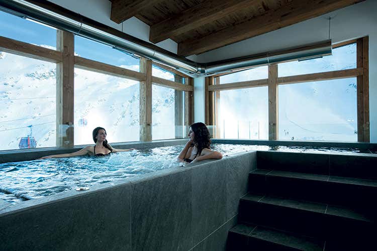 (Coccole in spa e ciapolate sulla neve Momenti romantici in Val di Sole)