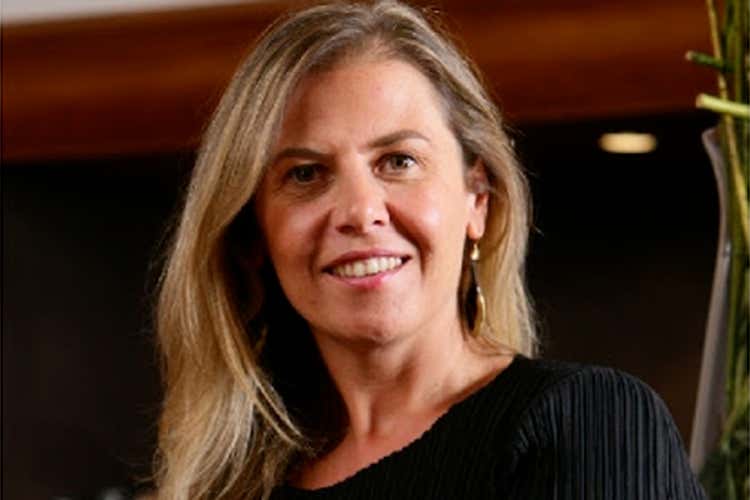 Maria Carmela Colaiacovo - Turismo, i conti non tornano Perdite da 53 miliardi, aiuti per 19,7