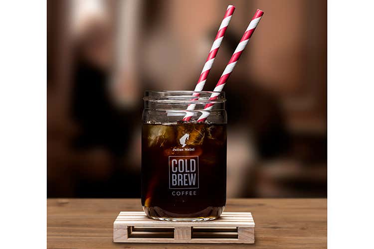 (Cold Brew Coffee Julius Meinl Fresca infusione di caff&egrave;)