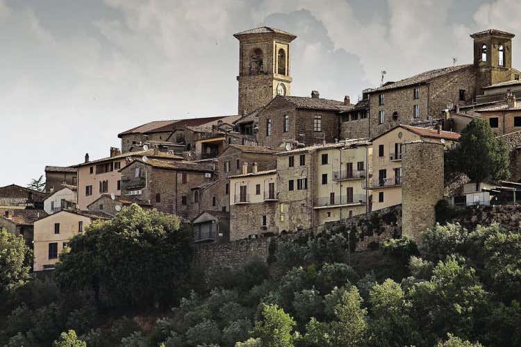 Collazzone  In Umbria nei Borghi delle Due Valli