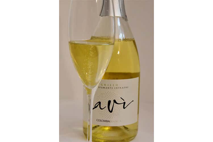 (Lavì Grillo e Nero d’Avola rosé Spumanti bio 2016 di Colomba Bianca) (Lavì Grillo e Nero d’Avola rosé Spumanti bio 2016 di Colomba Bianca)