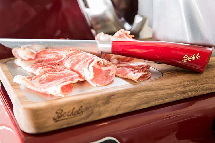 (Coltelli firmati Berkel Lame e manicature di qualità) (Coltelli firmati Berkel Lame e manicature di qualità)