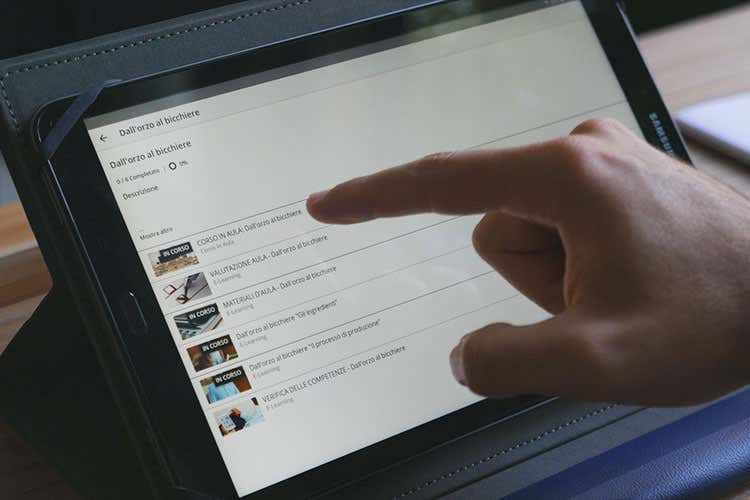 Pronti per il cambiamento &egrave; un percorso di formazione di ampio respiro - Come far ripartire bar e ristoranti? Arriva un corso online per il settore