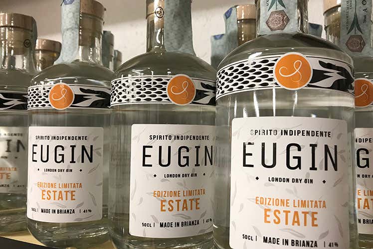 La versione estiva di Eugin (Compie un anno Eugin distilleria made in Brianza) La versione estiva di Eugin (Compie un anno Eugin distilleria made in Brianza)