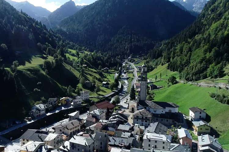 Sette comuni si sono organizzati per dare vita ad un nuovo tracciato (Con la nuova Via del Bitto 100 km di trekking nella natura)