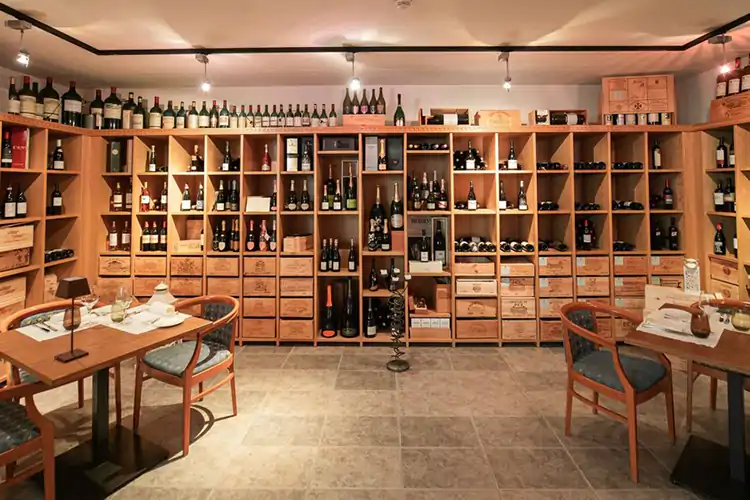 L&rsquo;obiettivo &egrave; trasformare l&rsquo;albergo nel primo Wine Hotel del Ticino L&rsquo;obiettivo del Conca Bella Essere il 1&deg; Wine Hotel del Ticino
