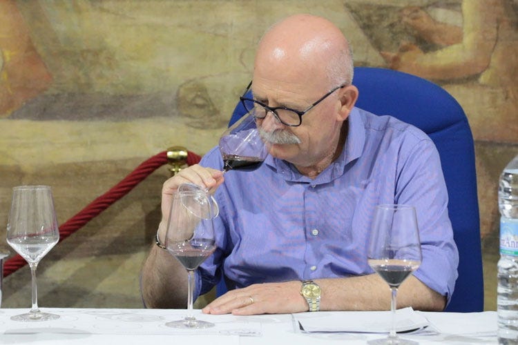 Alberto Mazzoni - Il Blu del mare, il rosso del vino Il Conero celebra le sue eccellenze