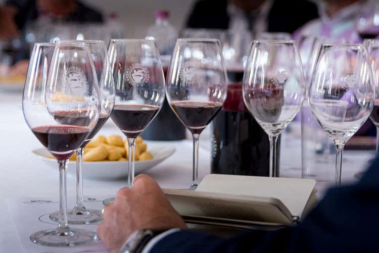 (Consorzio Vini Venezia Tre itinerari per farsi conoscere)