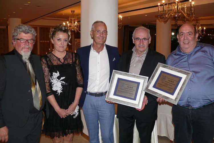 Claudio Giosu&egrave; Berbenni, Roberta Rota, Giacinto Giambellini, Roberto Chiodini e Roberto Benini (Consorzio pasticcieri bergamaschi Per i 40 anni un dolce dedicato a Donizetti)