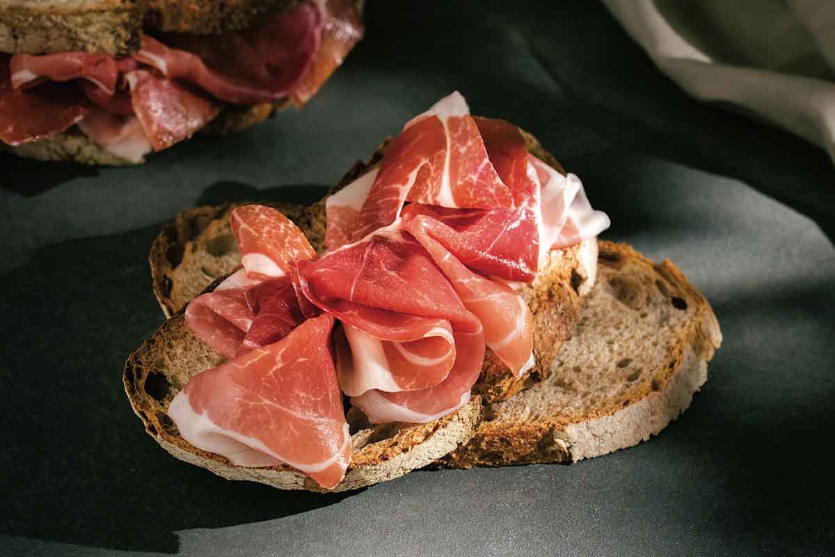 Perché in autunno il Prosciutto di Carpegna Dop è perfetto con la frutta di stagione