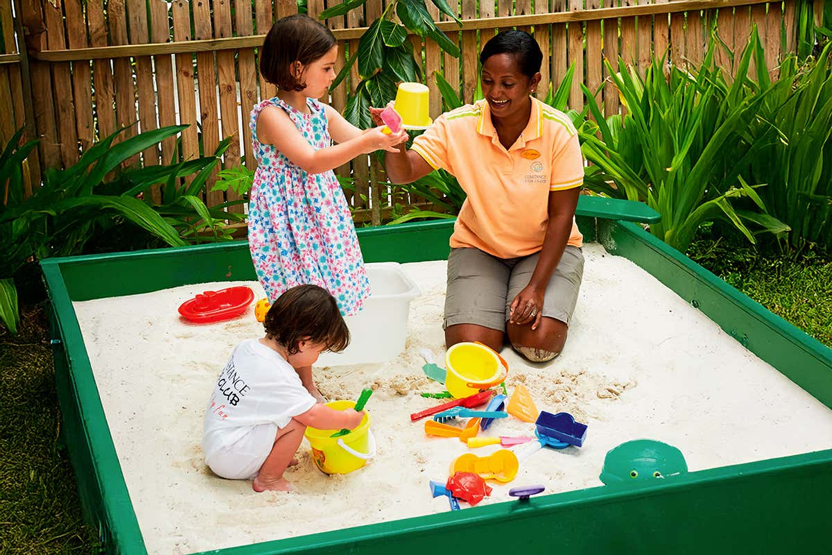 Coconut Tribe: il progetto che trasforma una vacanza alle Maldive in una crescita per i bambini Coconut Tribe: il progetto che trasforma una vacanza alle Maldive in una crescita per i bambini