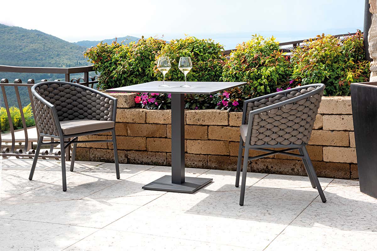 Poltroncine Dub Dehors in funzione tutto l’anno: le mille soluzioni per il comfort outdoor