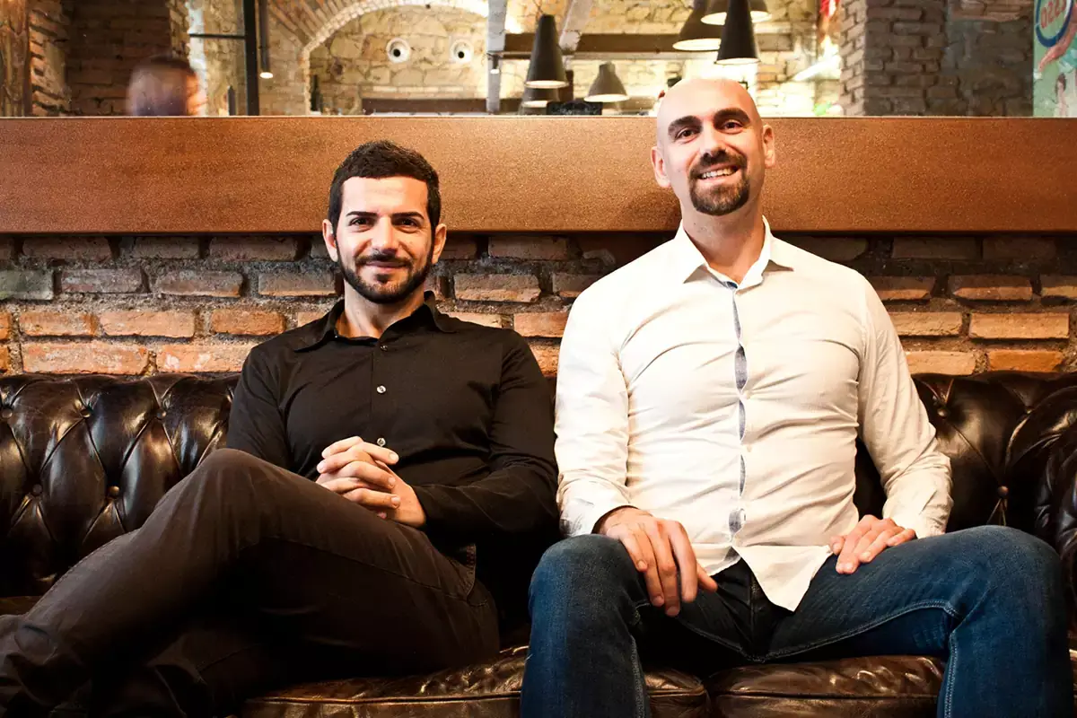 Ilias Contreas e Luca Malizia Il Barman diventa Pr e si lascia alle spalle la crisi Covid