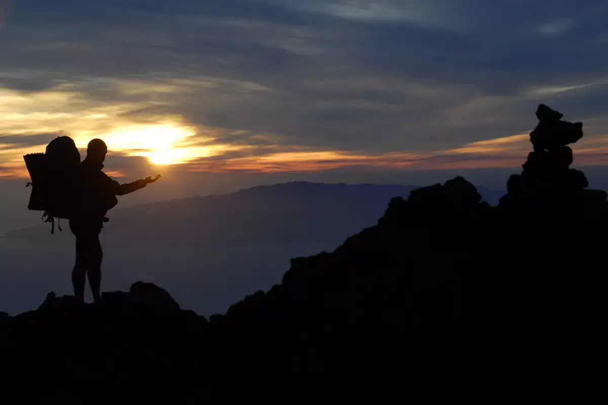 Corona forestal del Teide, Tenerife Canarie? S&igrave;, ma dove? Ecco come scegliere tra le 8 isole
