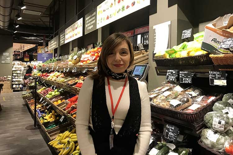 Sabrina d'Urso, responsabile vendite Valmarket Gdo Coronavirus, far la spesa a Milano Clientela attenta e consapevole