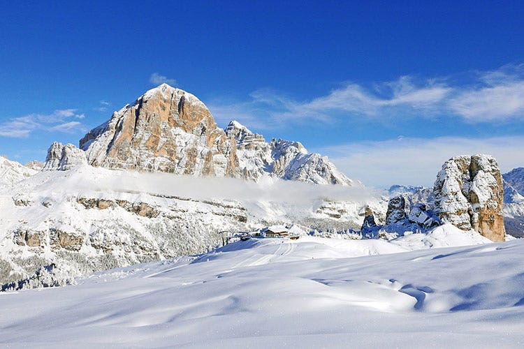 Tofana e Cinque Torri - Da Cortina all’Alta Badia con gli sciIl più grande comprensorio europeo