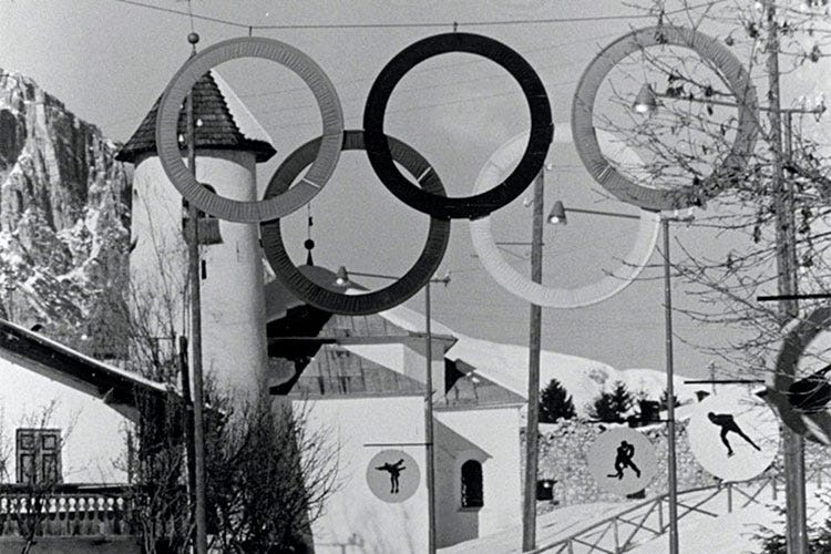 Una foto d'archivio di Cortina 1956 - Cortina festeggia le Olimpiadi: 65 anni fa i primi giochi invernali