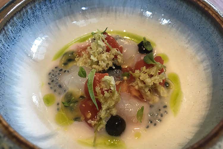 La cucina libera di Takeshi Iwai nel nuovo Aalto Part Of Iyo