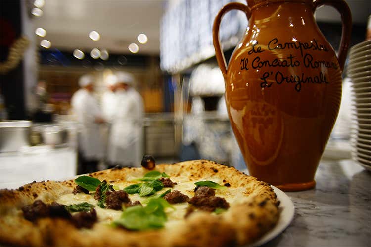 Cucina a vista e pizze di qualità Morsi & Rimorsi sbarca ad Aversa Cucina a vista e pizze di qualità Morsi & Rimorsi sbarca ad Aversa