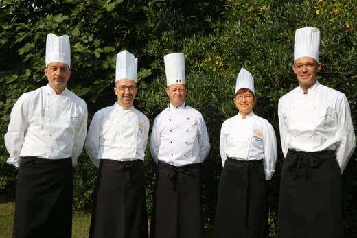 Da sinistra: Roberto Berno, Monica Gianesin, Gino Gasparella, Giuseppe Zamboni e Angelo Primon Da sinistra: Roberto Berno, Monica Gianesin, Gino Gasparella, Giuseppe Zamboni e Angelo Primon