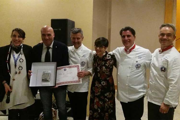 Cucina, formazione e fare squadra al centro de Le stelle della ristorazione Cucina, formazione e fare squadra al centro de Le stelle della ristorazione