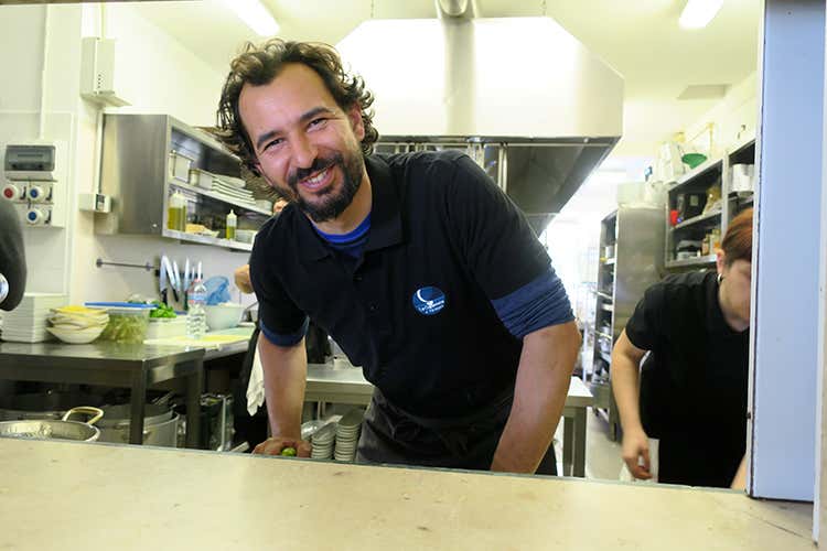 Lorenzo Montesi (Cucina gourmet in spiaggia alla Capannina di Portonovo)