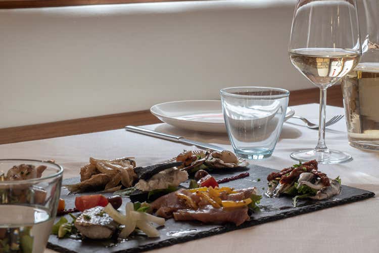 (Cucina gradese Una rapsodia di sapori) (Cucina gradese Una rapsodia di sapori)