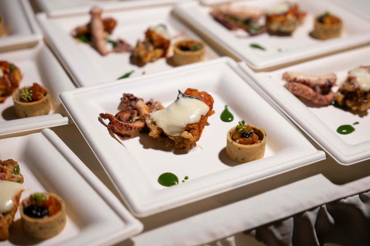 Echi di Elea: Parmenide e Zenone raccontano il Cilento tra mito e attualità Echi di Elea: Parmenide e Zenone raccontano il Cilento tra mito e attualità