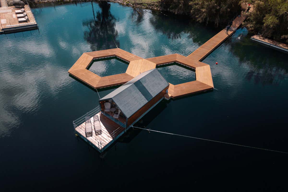 Laghi Nabi: un resort dal fascino ecosostenibile tra cielo e acqua Laghi Nabi: un resort dal fascino ecosostenibile tra cielo e acqua