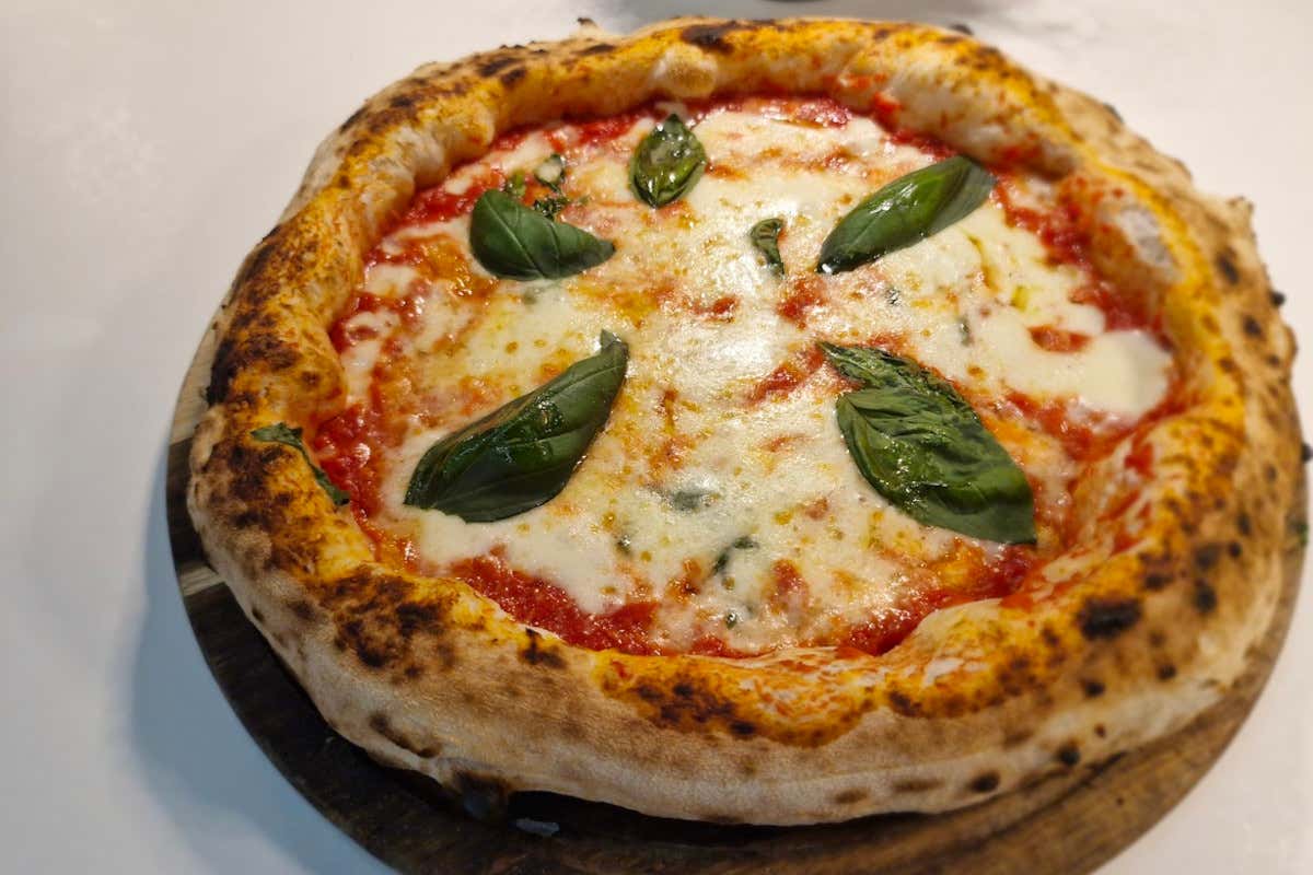 Da pasticceria storica a pizzeria di eccellenza: a Maddaloni l'arte bianca diventa 3.0 Da pasticceria storica a pizzeria di eccellenza: a Maddaloni l'arte bianca diventa 3.0