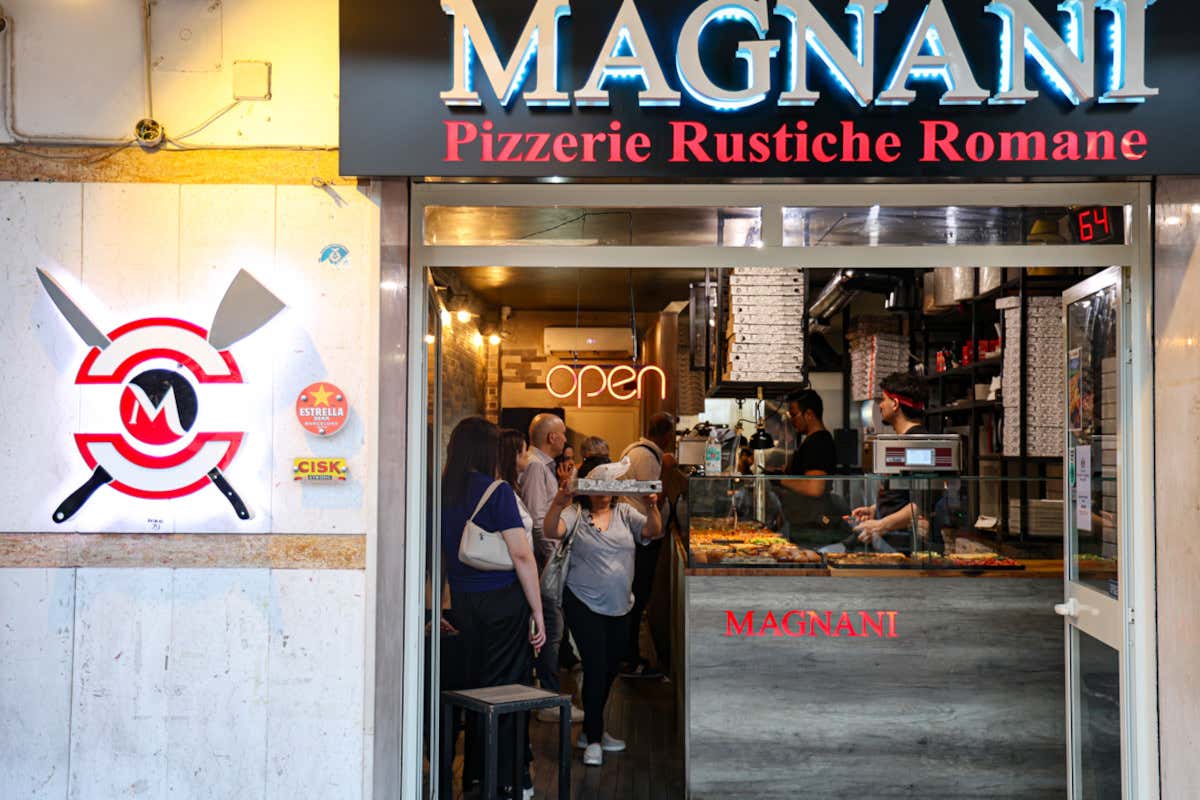 La pizzeria che omaggia Anna Magnani e porta il taglio romano a Caserta