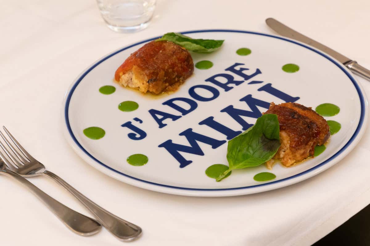 Mimì alla ferrovia: 80 anni di storia e sapori nel cuore di Napoli