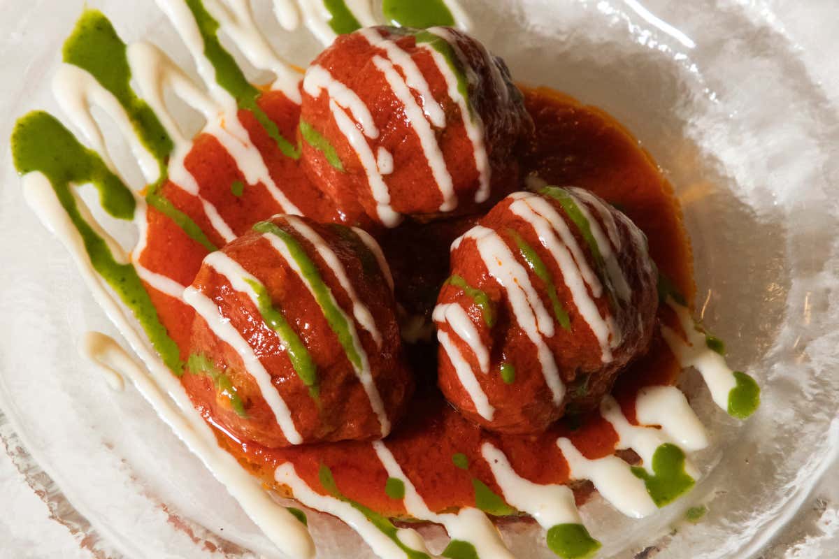 Mimì alla ferrovia: 80 anni di storia e sapori nel cuore di Napoli