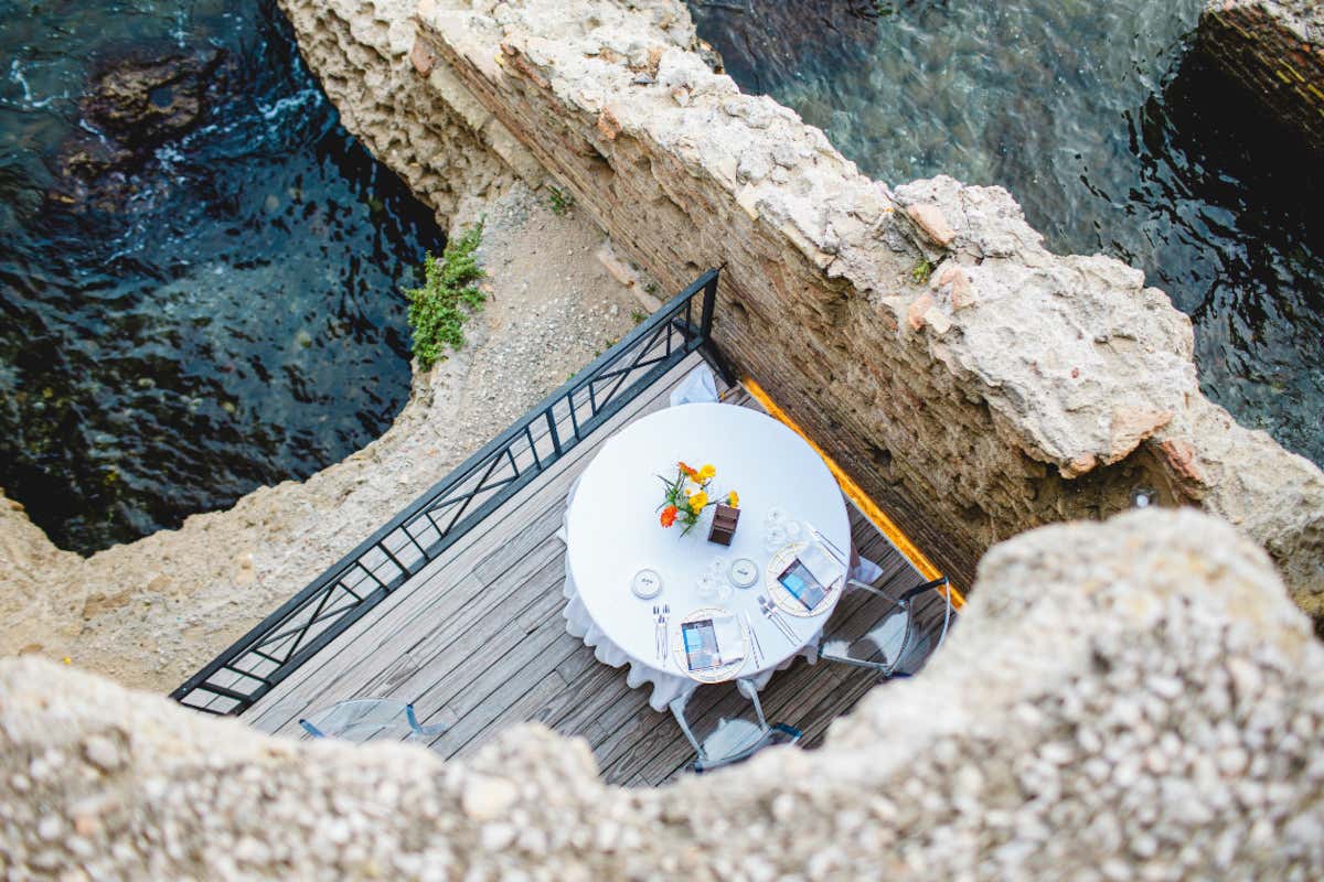 A Bacoli la storia si vive a tavola: l'offerta unica di Punta Castello A Bacoli la storia si vive a tavola: l'offerta unica di Punta Castello