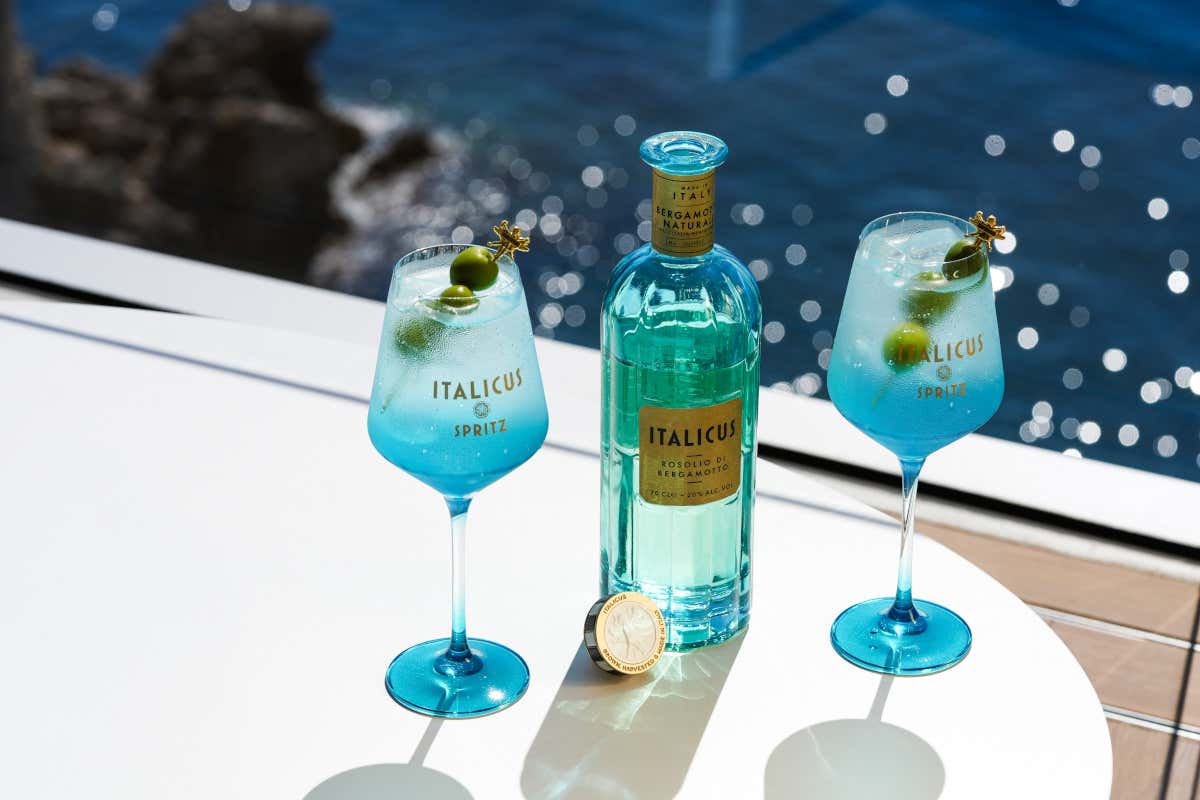 Rosolio di Bergamotto e vermouth piemontese: il nuovo volto del bere italiano