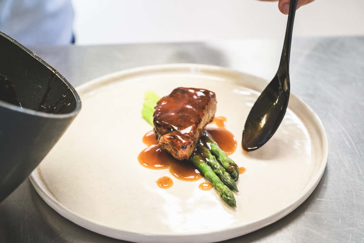 Arrostire: come creare la crosticina dorata che racchiude la morbidezza