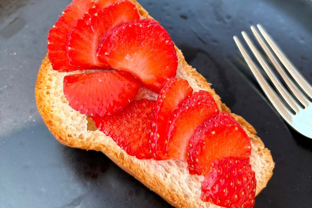 Beach Club e dolci gourmet: i 5 migliori dessert da provare sotto l'ombrellone Beach Club e dolci gourmet: i 5 migliori dessert da provare sotto l'ombrellone