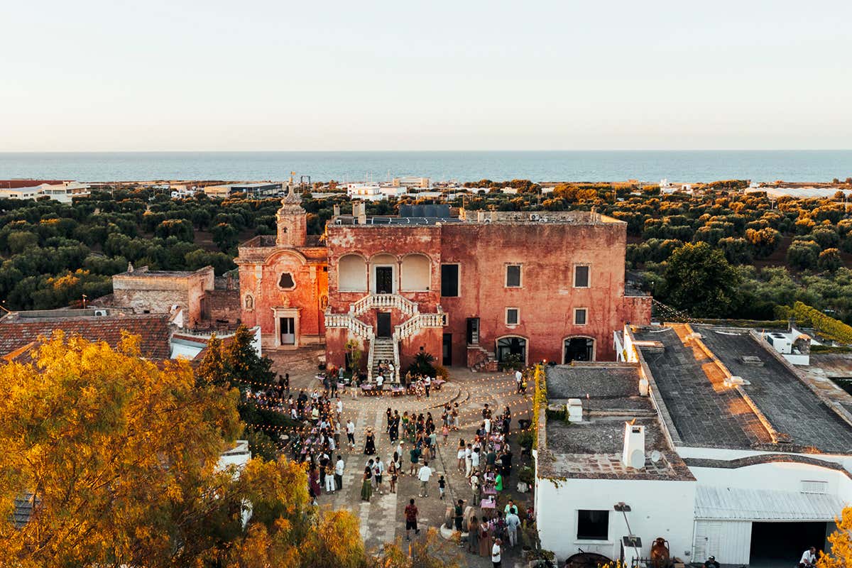A Monopoli il vino si degusta tra gli ulivi: torna Vignaioli in Masseria A Monopoli il vino si degusta tra gli ulivi: torna Vignaioli in Masseria