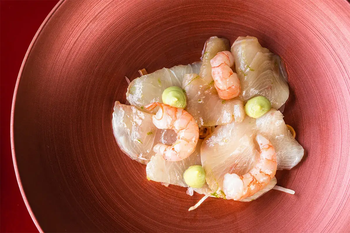 Crudo di ricciola e gamberi in saor di ortaggi Abbinamenti, Il Sannio enologico sposa la cucina grandi firme