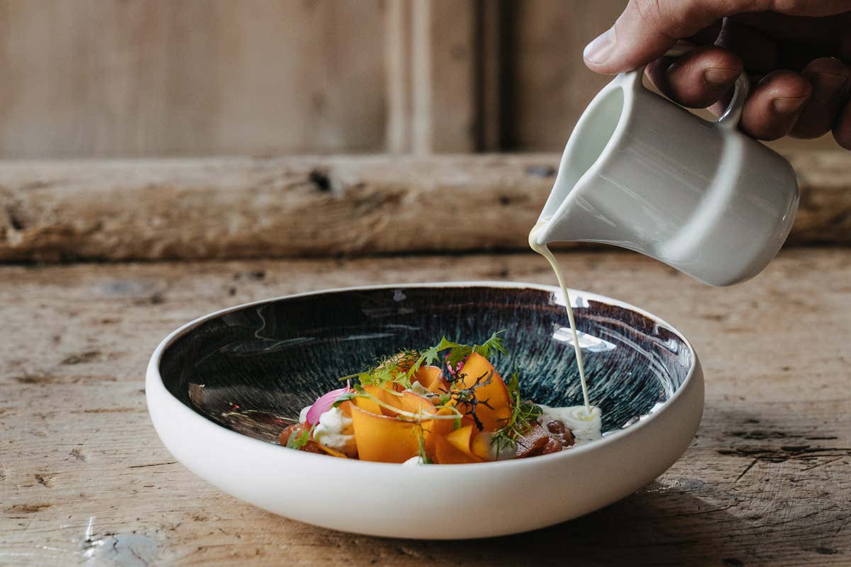 Un castello, 4 tavoli e un giovane chef: la rivoluzione gourmet in Valle Isarco