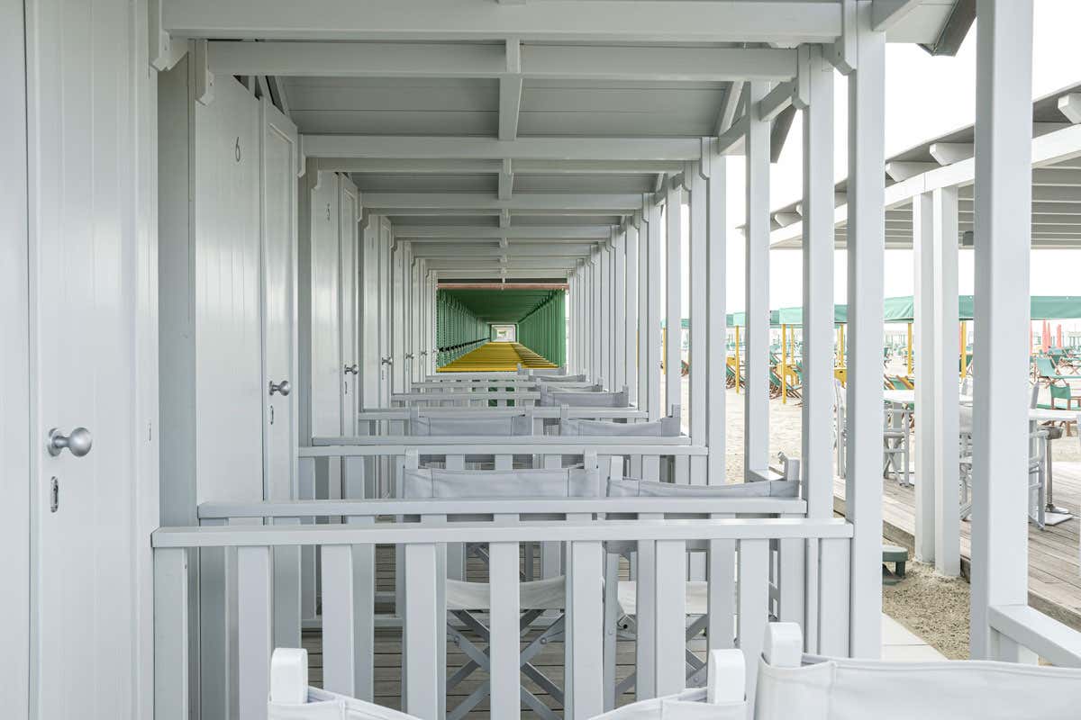 Un paradiso estivo: spiaggia, mare e cucina gourmet ai Bagni di Villa Grey