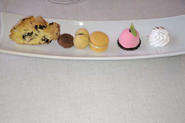 (A Fondi la cucina gourmet di De Filippi Da Riso Amaro piatti gustosi e originali)